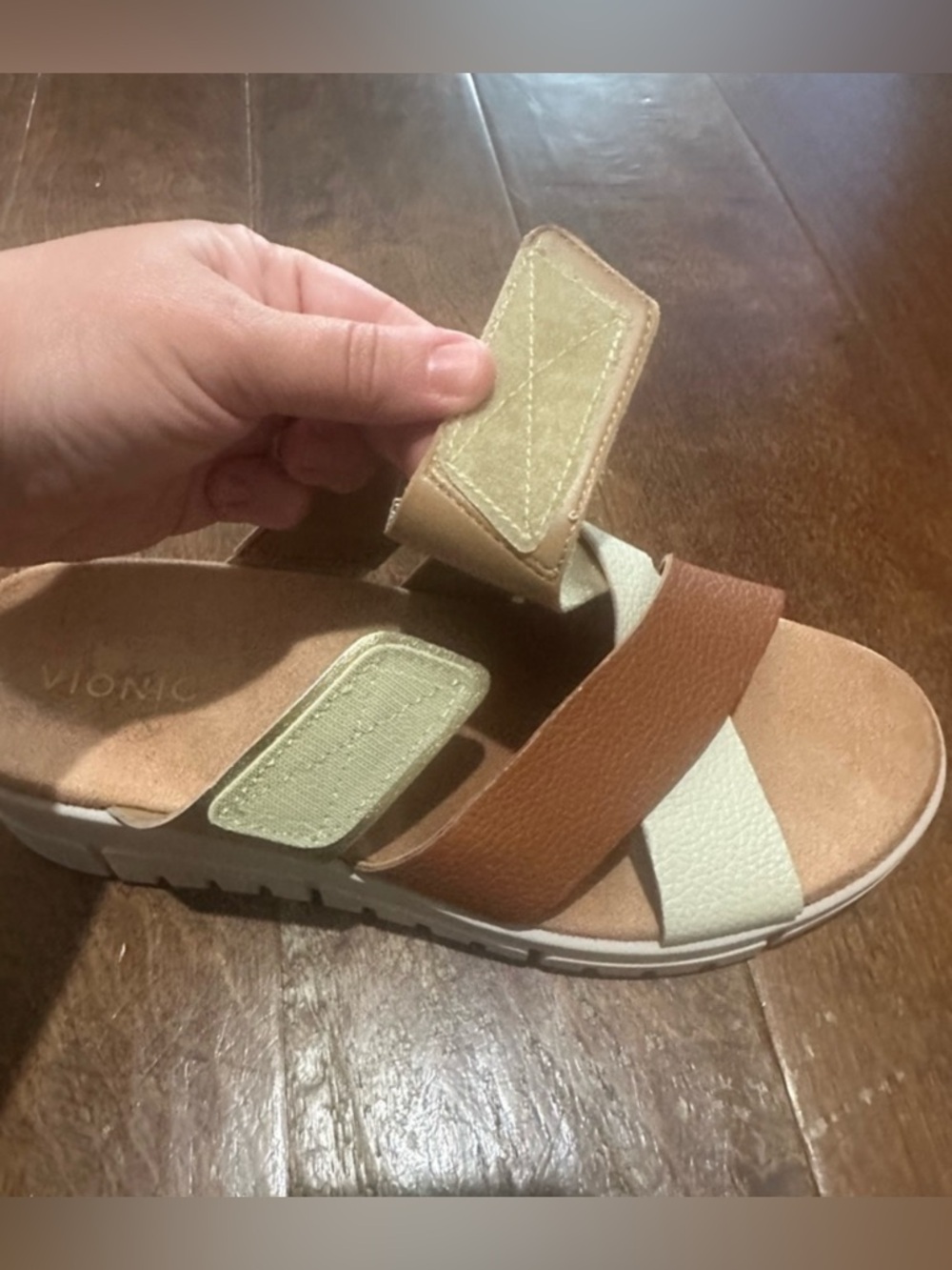 Vionic Uptown Sunset Crisscross Slide Sandals - Picture 3 of 10